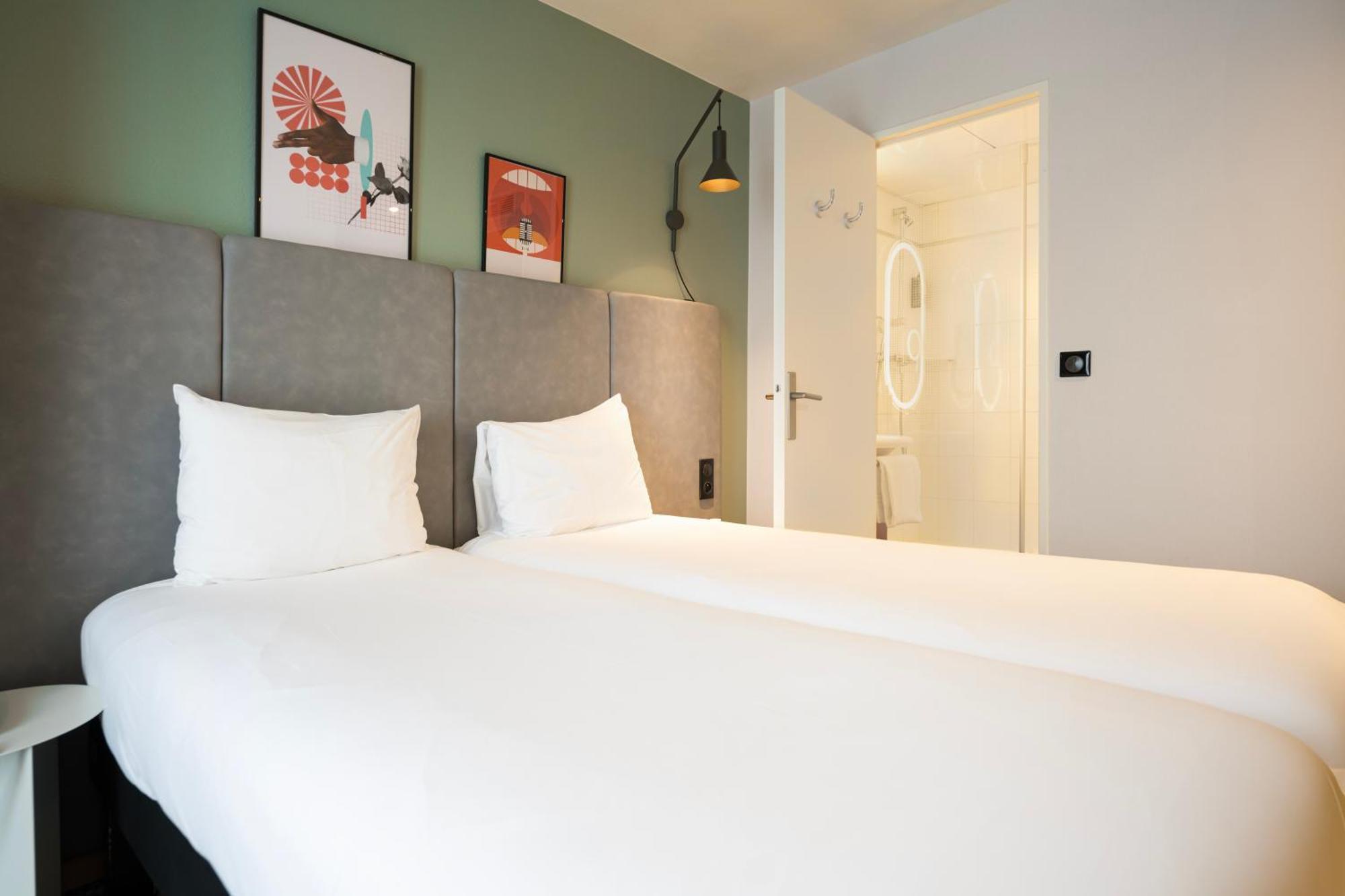 Standard Room 2 Single Beds,1537901800:JPEG